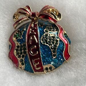 Vintage Christmas Holiday Peace fancy enamel rhinestone brooch.